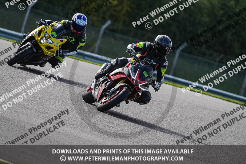donington no limits trackday;donington park photographs;donington trackday photographs;no limits trackdays;peter wileman photography;trackday digital images;trackday photos